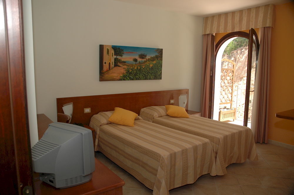 Agriturismo L'Arca Di Anna Brambilla Belvedere Marittimo Kültér fotó